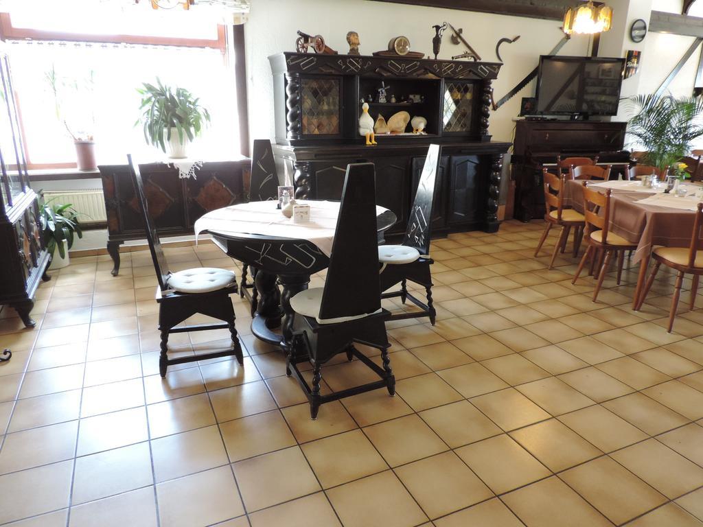 Weber Hotel 3*
